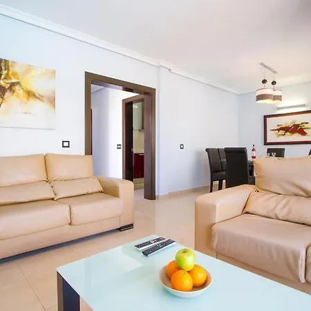 Villa In Playa Blanca Sleeps 8 With Pool Air Con And Wifi Playa Blanca (Lanzarote)