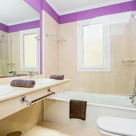 In Playa Blanca Sleeps 8 With Pool Air Con And Wifi וילה פלאיה בלנקה